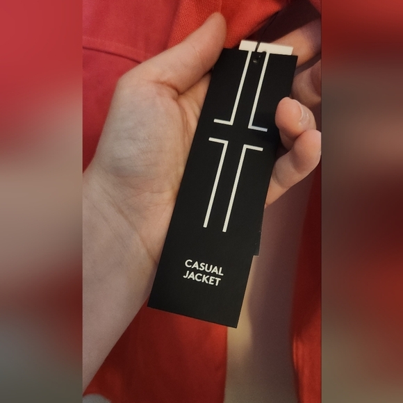 Liverpool Bold Red Apparel - Picture 6 of 7